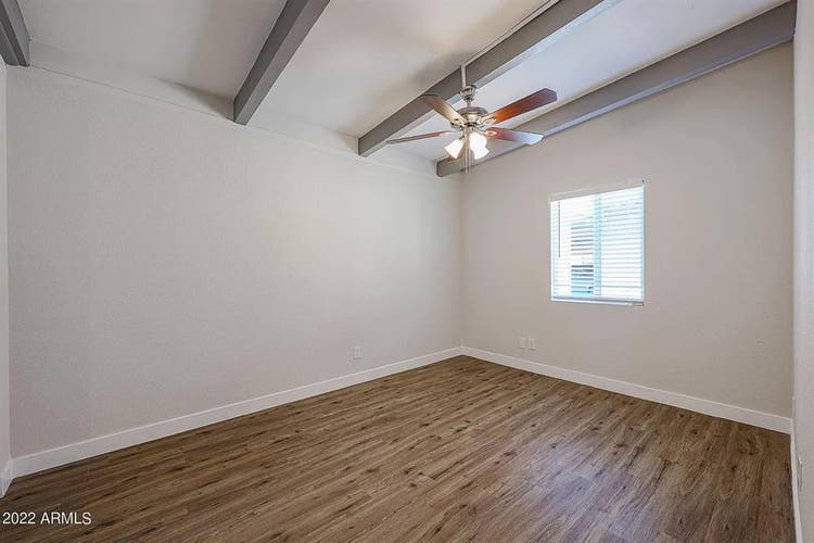 Cozy 2 Bedroom Townhousee