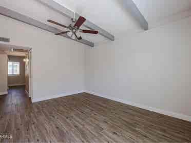 Cozy 2 Bedroom Townhousee