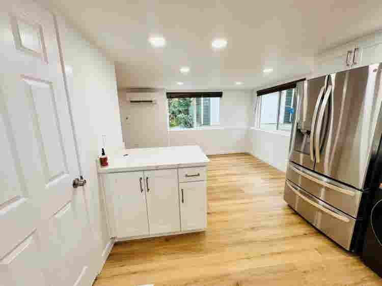 Recent renovated . Daylight unit