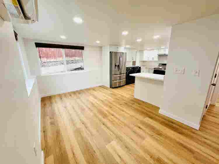 Recent renovated . Daylight unit