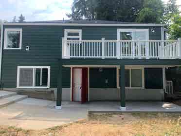 Recent renovated unit bath