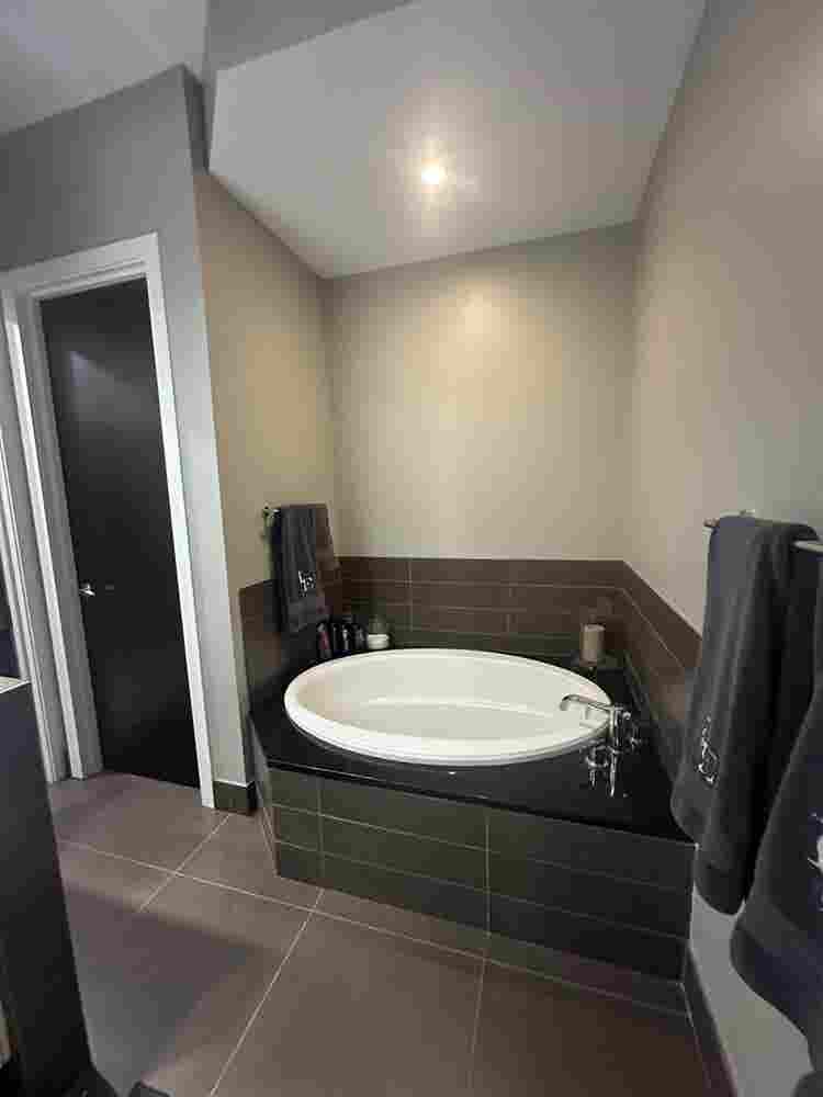 Primary fully furnished bedroom