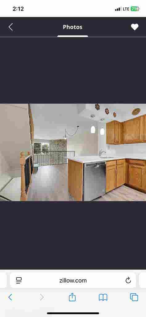 SpareRoom in large townhome