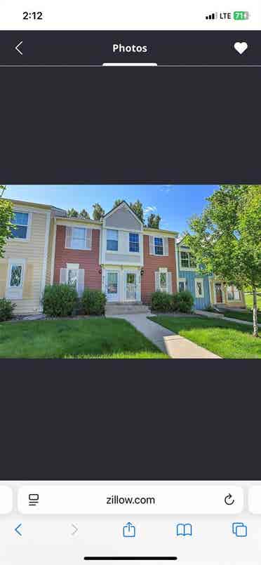 SpareRoom in large townhome