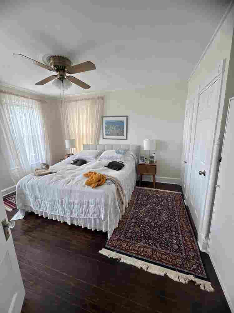 Large bedroom in Downtown Montclair