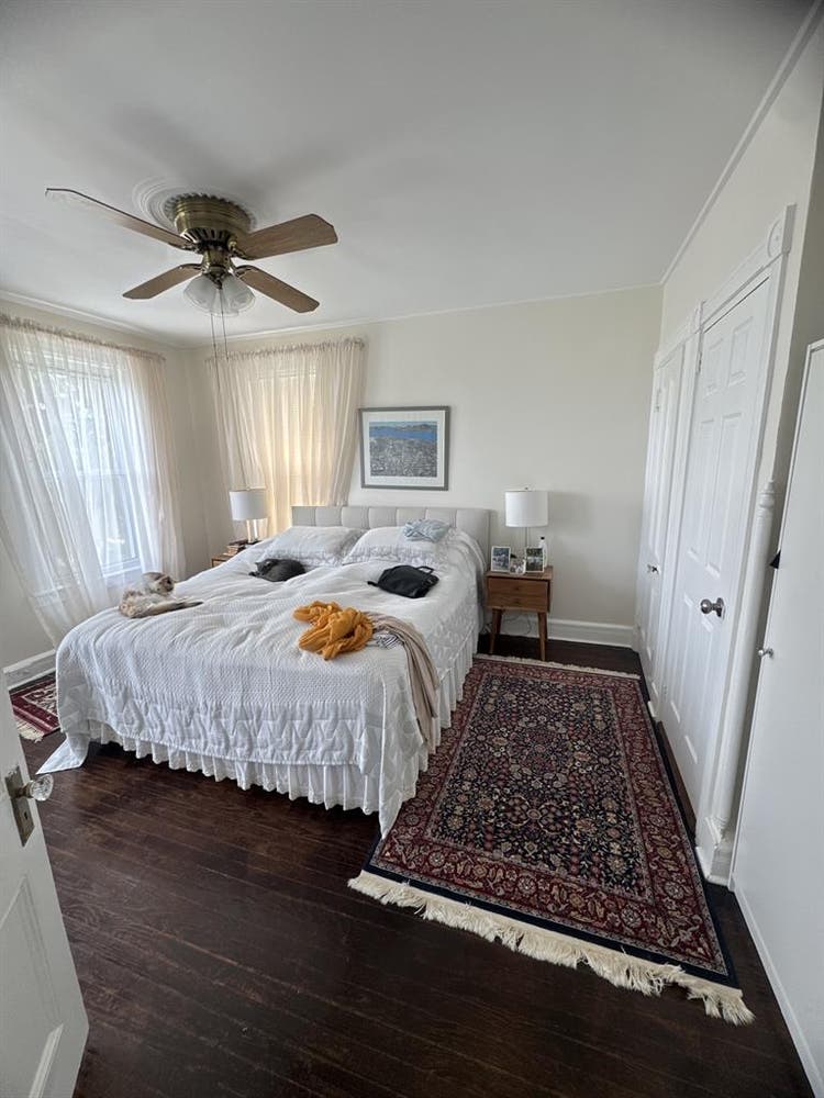 Large bedroom in Downtown Montclair