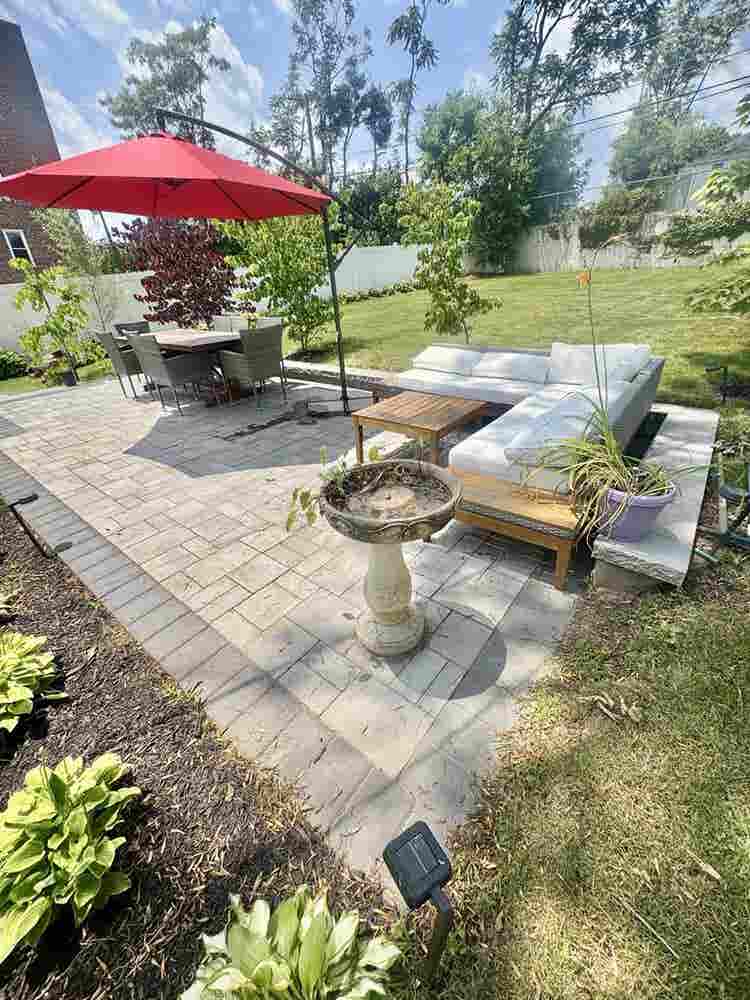 Large bedroom in Downtown Montclair