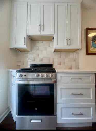 5-Bedroom – Parking & Laundry