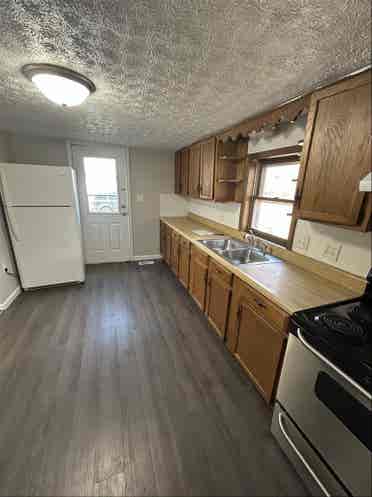 Roommate Wanted