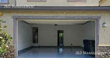 Half off first month rent !