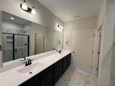 4 BR in Durham