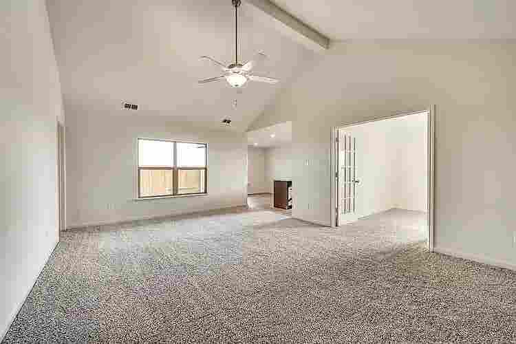 4 BR in Krum