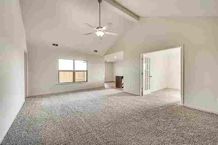 4 BR in Krum