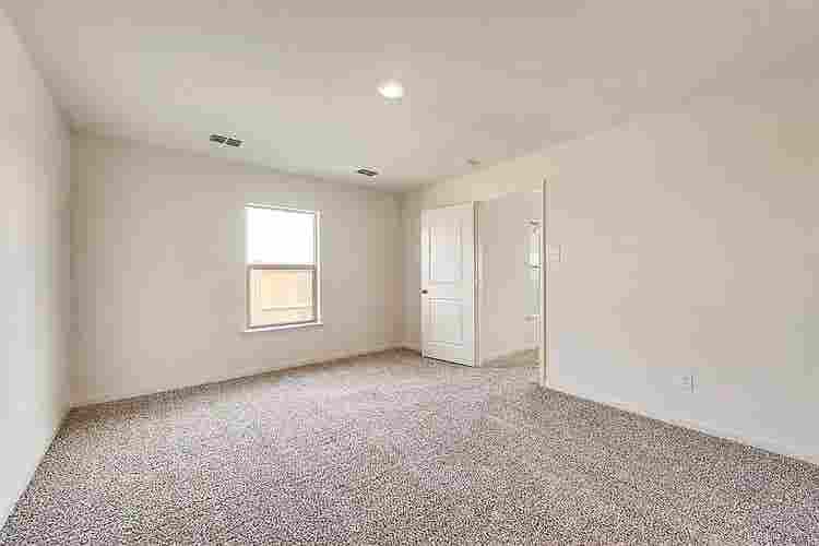 4 BR in Krum
