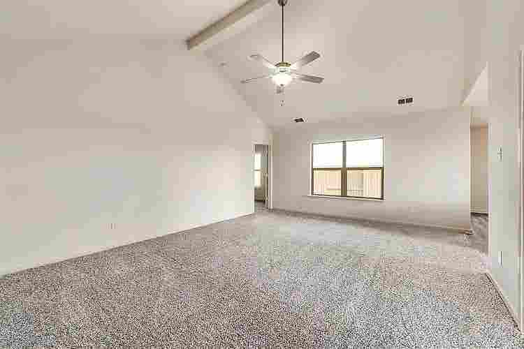 4 BR in Krum