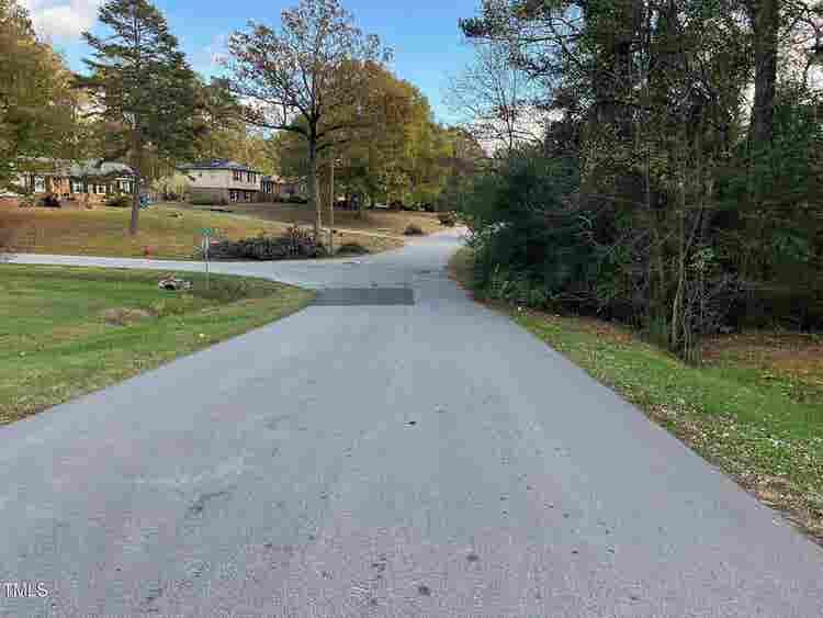 5 BR in Durham