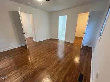 5 BR in Durham