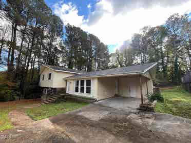 5 BR in Durham