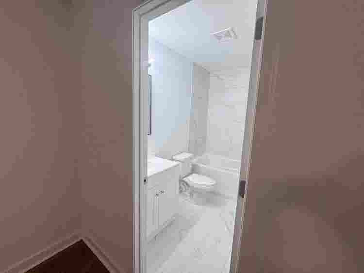 5 BR in Durham