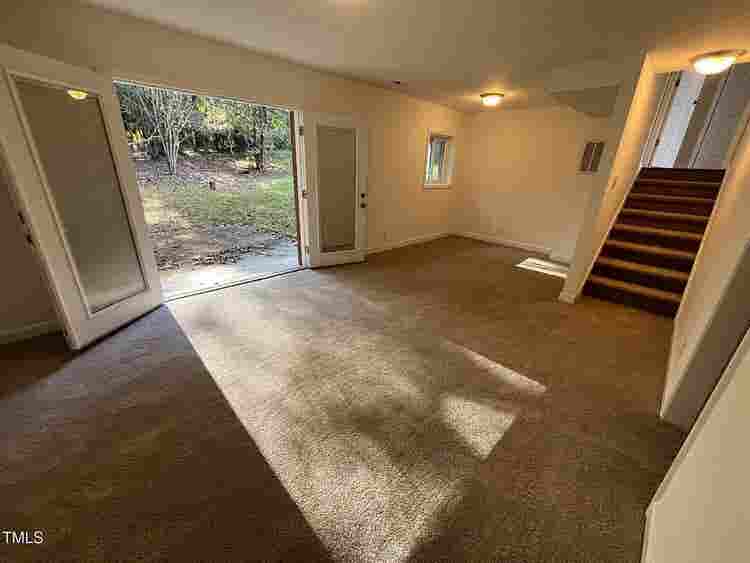 5 BR in Durham