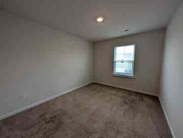 4 BR in Monroe
