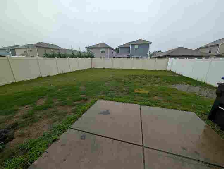 4 BR in Monroe