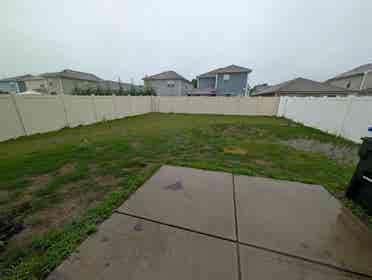 4 BR in Monroe