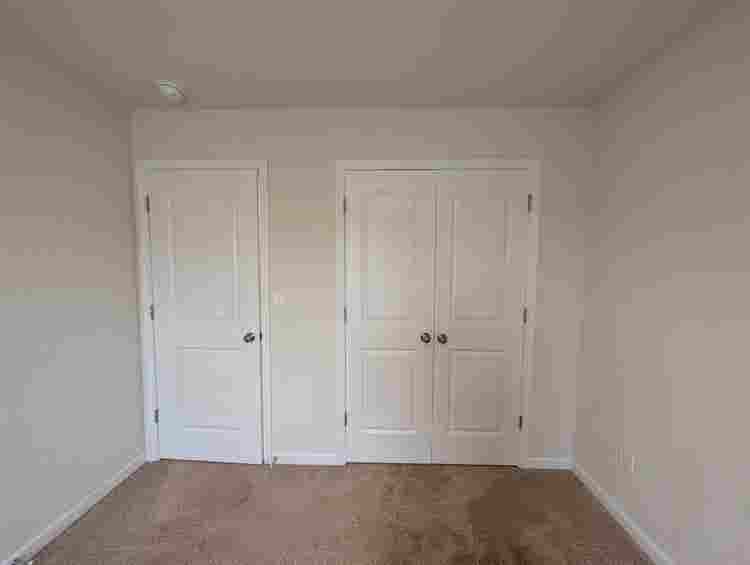 4 BR in Monroe