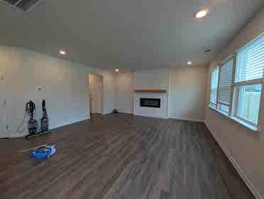 4 BR in Monroe