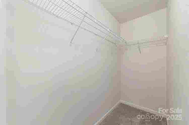 4 BR in Monroe