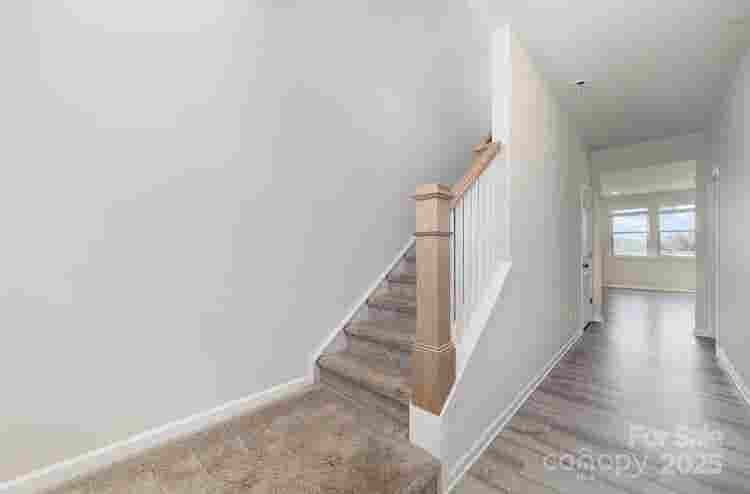 4 BR in Monroe
