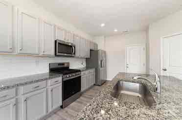 4 BR in Monroe