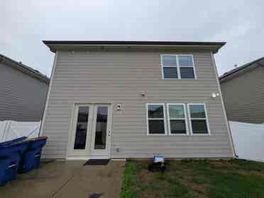 4 BR in Monroe