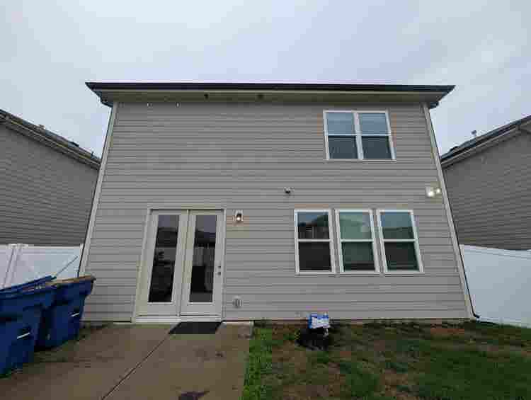 4 BR in Monroe