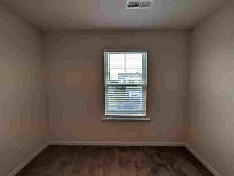 4 BR in Monroe