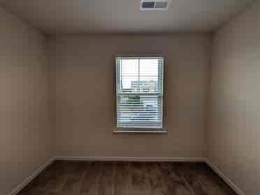 4 BR in Monroe