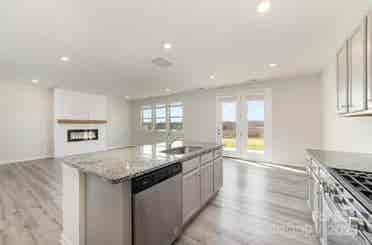4 BR in Monroe
