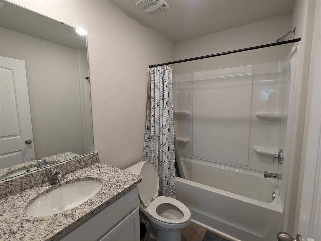 4 BR in Charlotte