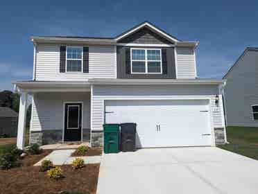4 BR in Charlotte