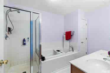 3 BR in Raleigh