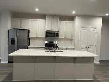 4 BR in Durham