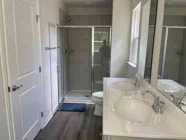 4 BR in Durham