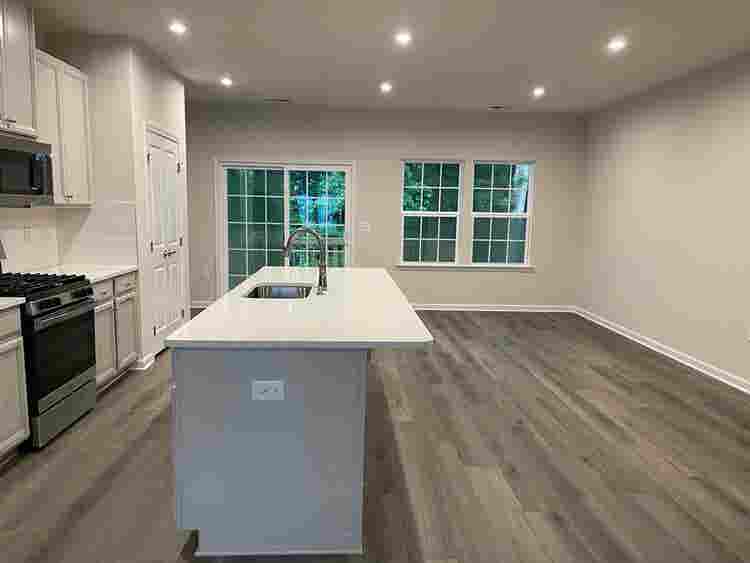 4 BR in Durham