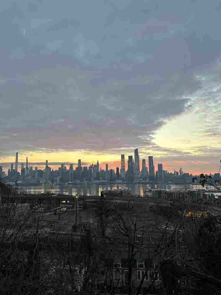 Room for rent - Weehawken, NJ
