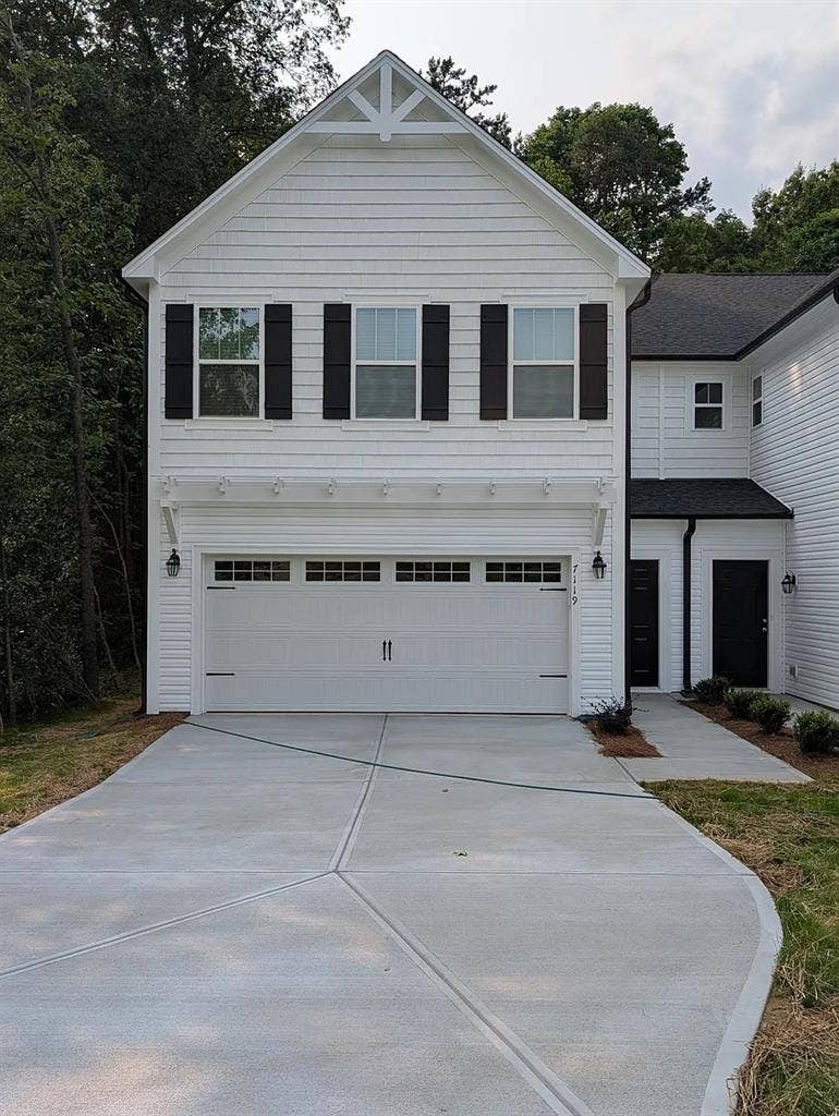 5 BR in Charlotte