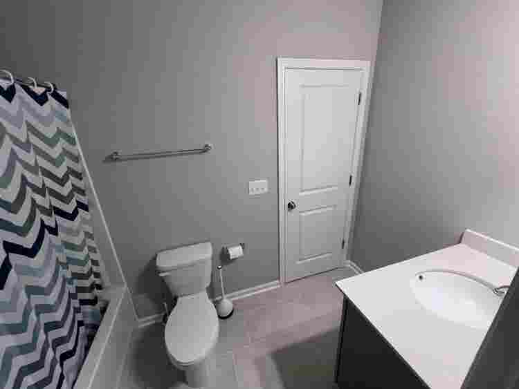5 BR in Charlotte