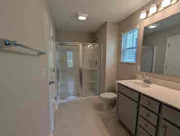 5 BR in Charlotte