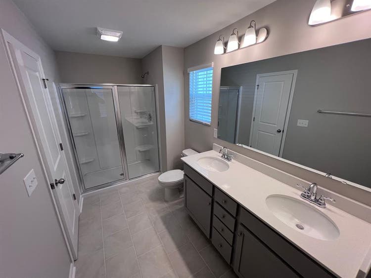 5 BR in Charlotte