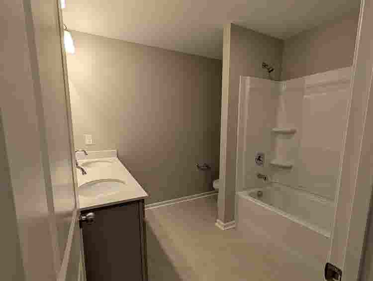 5 BR in Charlotte