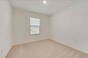2 Private Rooms- All Bills Included